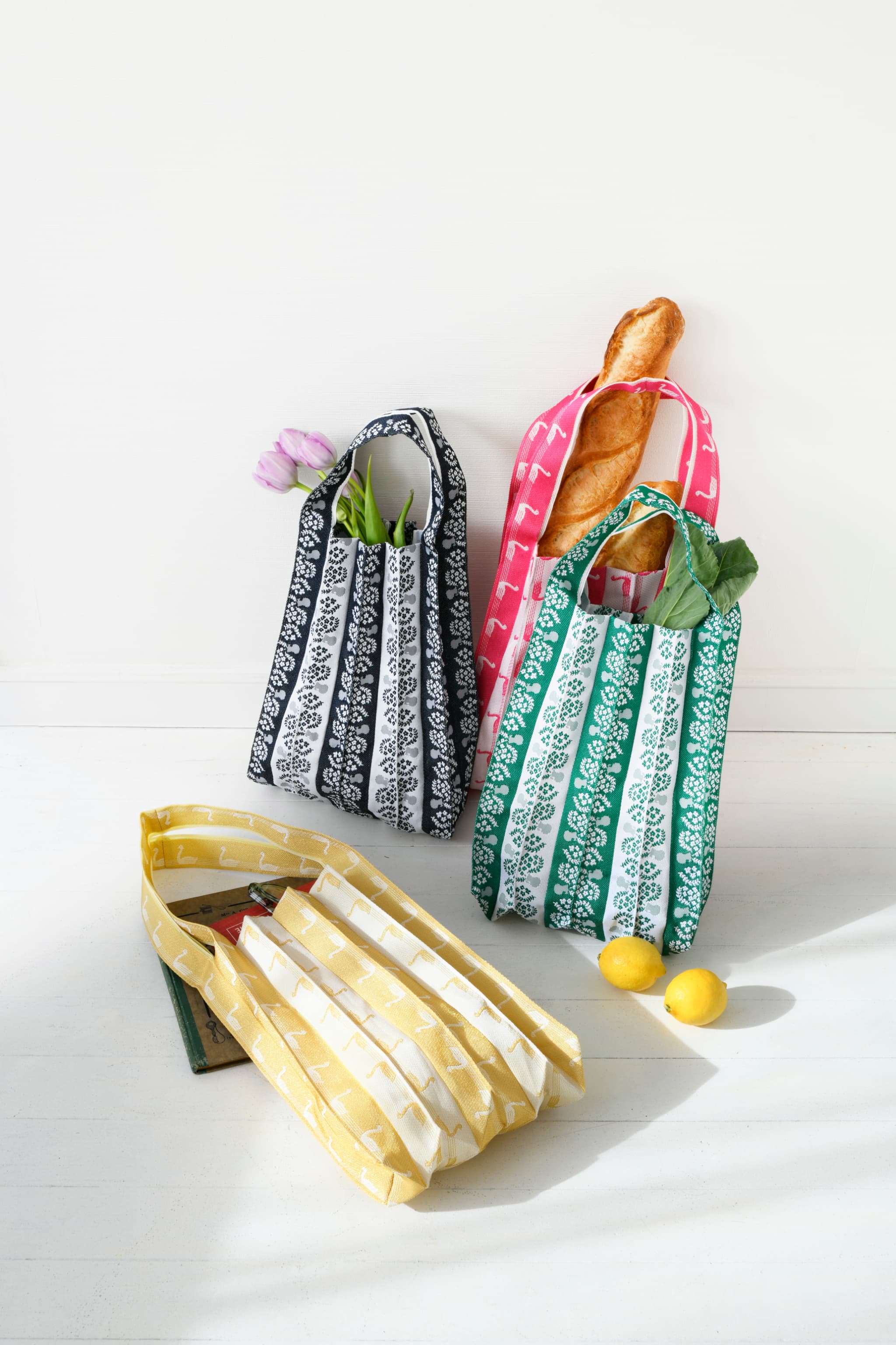 畳へりプリーツバッグ